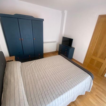 Apartamento Centrico Con Garaje Jaca Exteriér fotografie